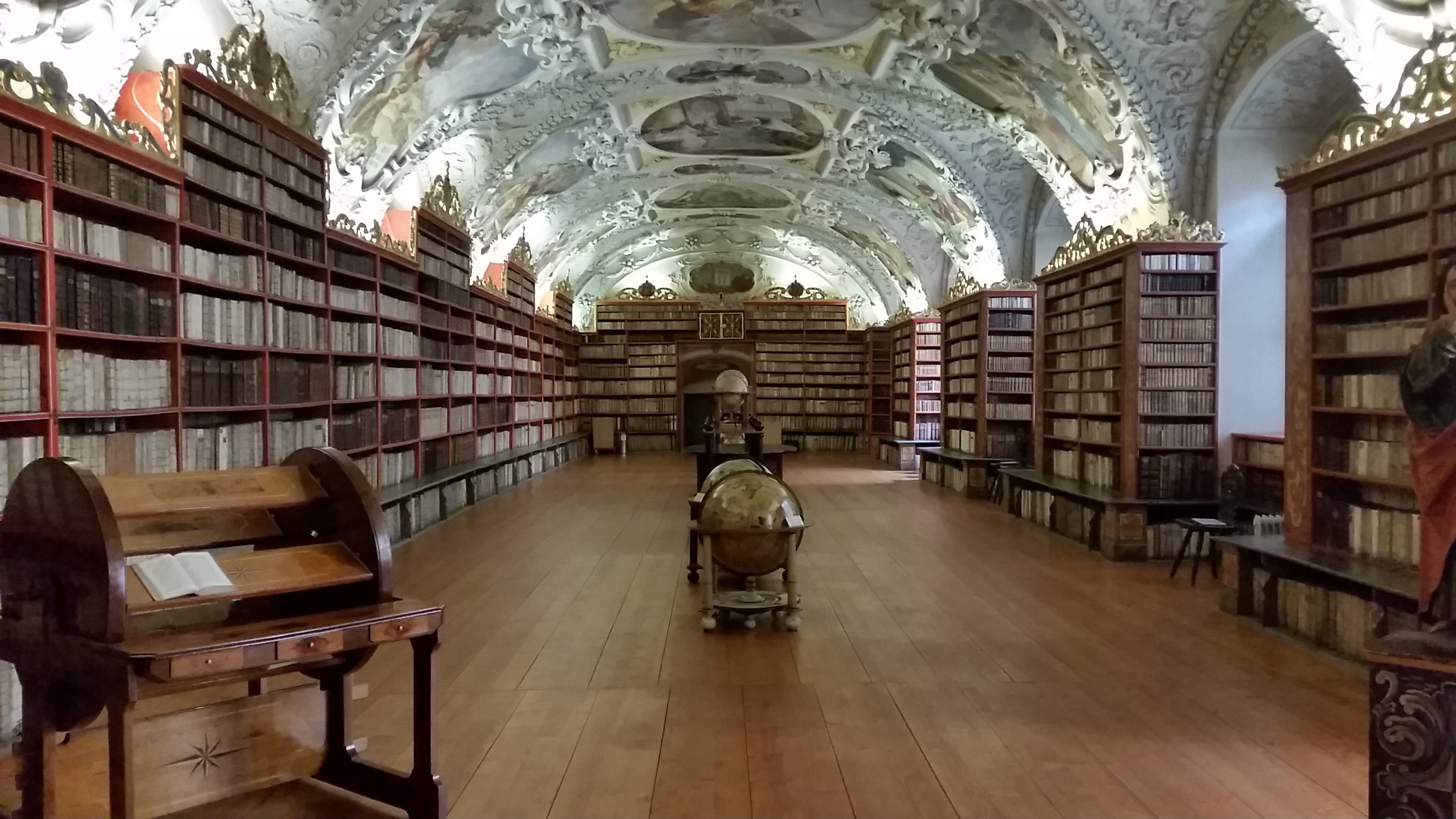 Der Theologische Saal in der Bibliothek des Klosters Strahov